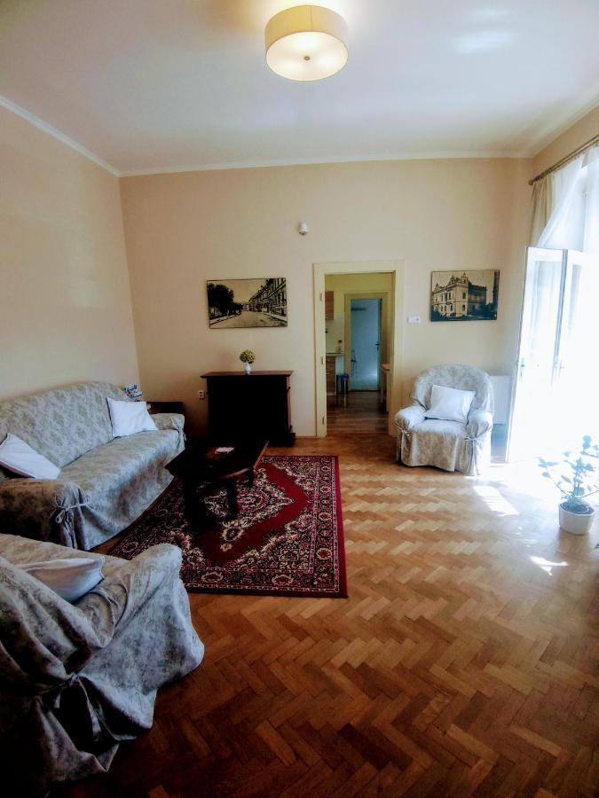 Apartman Pod Rozhlednou 拉贝河畔罗乌德尼采 外观 照片